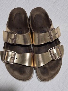 Birkenstock Kids Metallic Rose Gold Double-Buckle Sandals